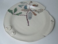 http://www.francesleeceramics.com/files/gimgs/th-34_round platter with oak leaves web.jpg